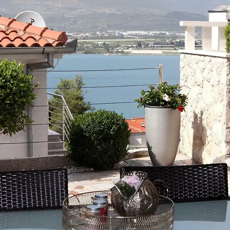 Apartment Katarina Trogir Exterior photo